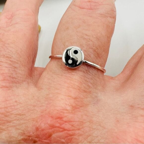 Sterling Silver Yin and Yang Minimalist Stone Ring, Yoga Ring, Boho Ring - Picture 3 of 4